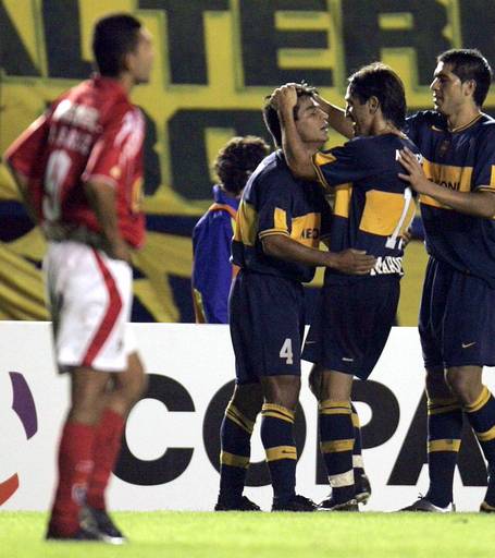 サッカー 07リベルタドーレス杯南米選手権＞ボカ・ジュニアーズ イバラ