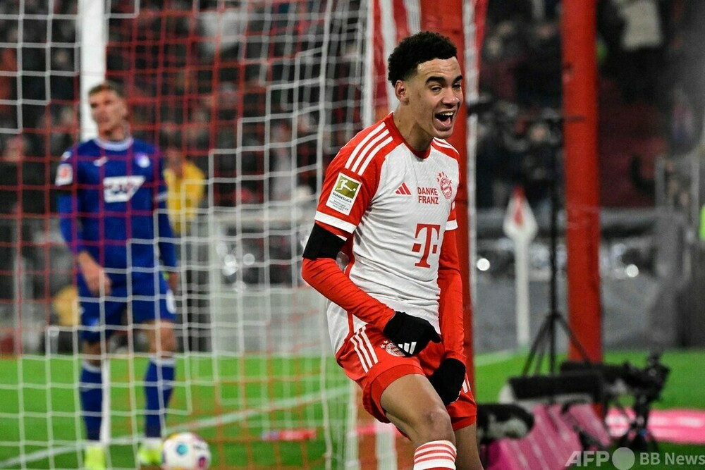 バイエルンがベッケンバウアー氏追悼 ムシアラ、ケイン弾で勝利 写真7