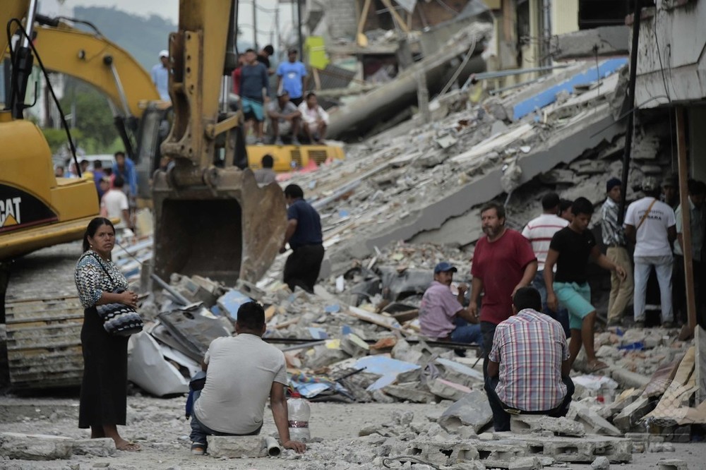 大地震のエクアドル、刑務所から100人が脱走 写真9枚 国際ニュース:AFPBB News