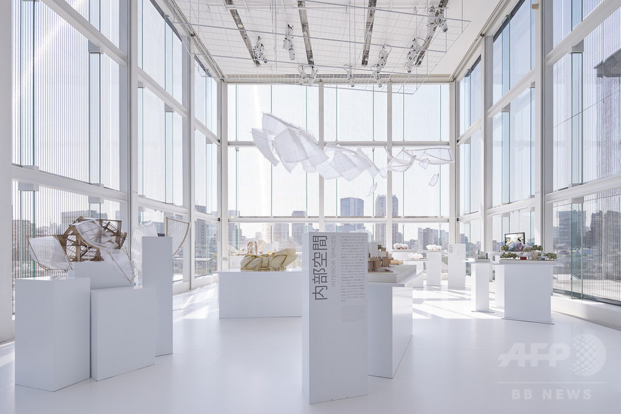 「フォンダシオン ルイ・ヴィトン 建築展」オープニングに著名人らが集結
