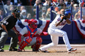 フィラデルフィア・フィリーズ戦で、7回裏に安打を放つニューヨーク・メッツのホセ・レイエス（%%Jose Reyes%%、右）。(c)AFP/Getty Images/Jim McIsaac