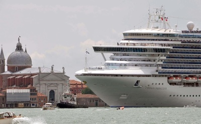 米大型客船でノロウイルス172人集団感染