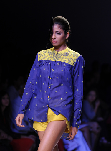 ＜ウィルズ・ライフスタイル・インディア・ファッション・ウィーク＞Nida Mahmood