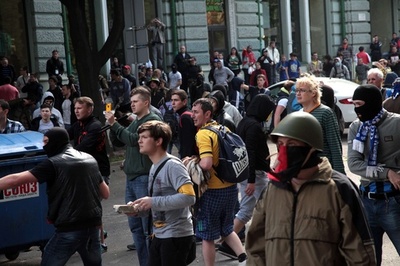 ウクライナ南部オデッサでの火災で31人が死亡