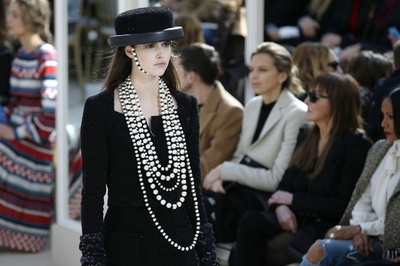 「シャネル」16/17年秋冬