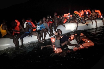 地中海渡る移民らの死者、年初来3800人に 過去最多を更新