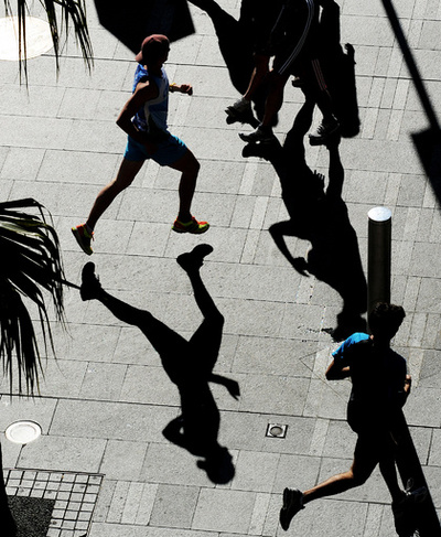 週末だけ運動、健康効果は毎日運動と同等か 研究