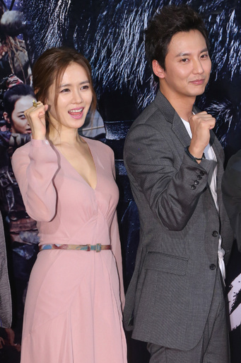 映画『海賊』VIP試写会、東方神起ユンホや少女時代ユナなどが出席