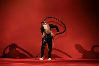 【今日の1枚】エルメスの新作をまとったモデル？ パリ