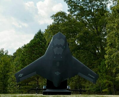 韓国DSKで示された自律戦の核心…滑走路に依存しない米シールドAIのV-BATとX-BAT構想