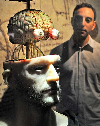 レオナルド・ダビンチのスケッチを模型で再現、世界初公開