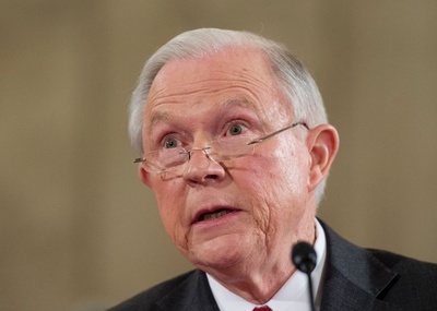 米上院で閣僚承認公聴会、司法長官候補「差別主義者」批判を否定