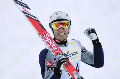 デニフル W杯複合第3戦・前半飛躍で首位