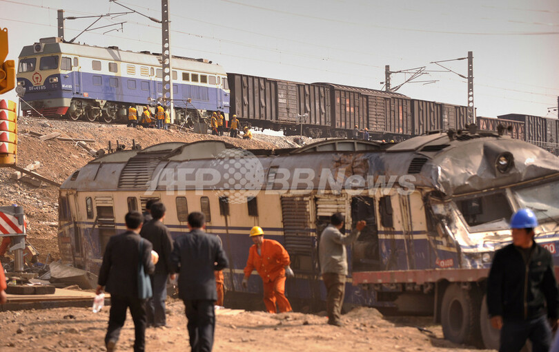 中国列車衝突事故、五輪のための鉄道工事が要因の1つか
