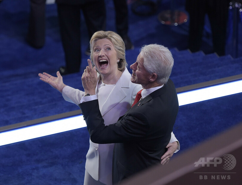 米大統領選の両候補、選挙運動を本格化