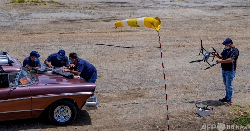 キューバ国産ドローン、技術者の夢乗せ空を舞う