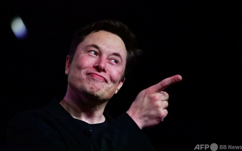 ツイッター「公式」ラベル、導入直後に撤回 マスク氏「没にした」