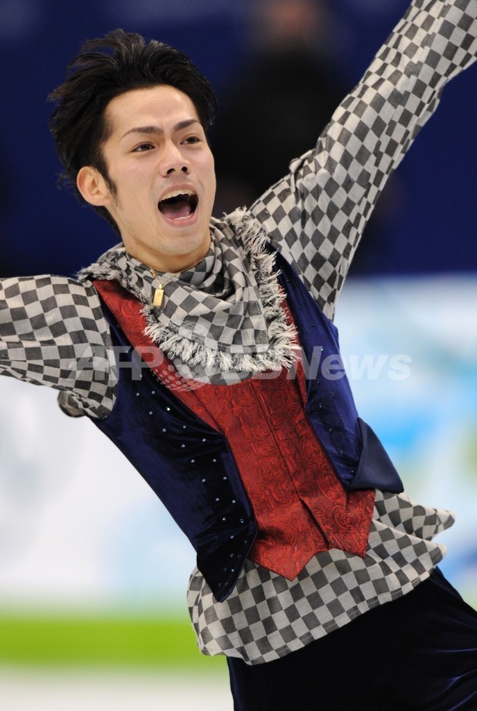 高橋が男子フィギュア初メダルの銅 優勝はライサチェク、バンクーバー冬季五輪