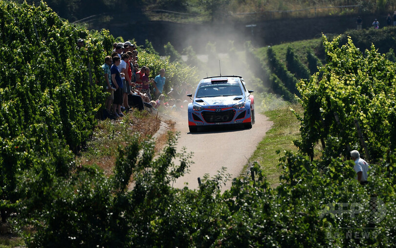 ラリー車が観客に突っ込み6人死亡 スペイン 写真1枚 国際ニュース Afpbb News