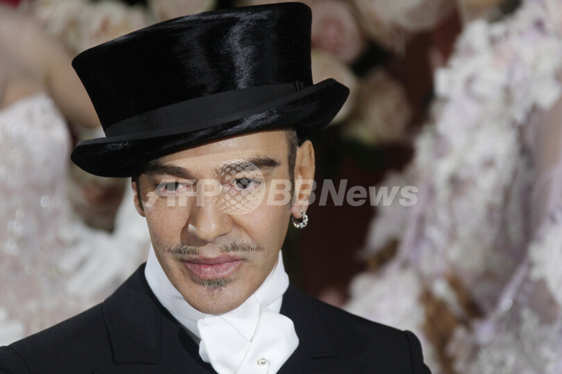 ガリアーノ、今度は名誉棄損で訴えられる