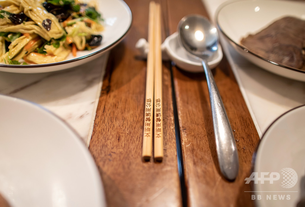 中国から「大皿文化」が消える? 食事を取り分ける「分餐制」広める動き 中国から「大皿文化」が消える? 食事を取り分ける「分餐制」広める動き