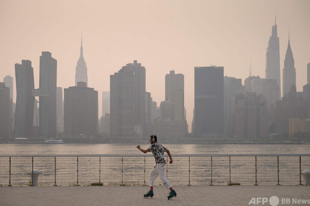 米NYに大気汚染警報 西部山火事の煙が到達