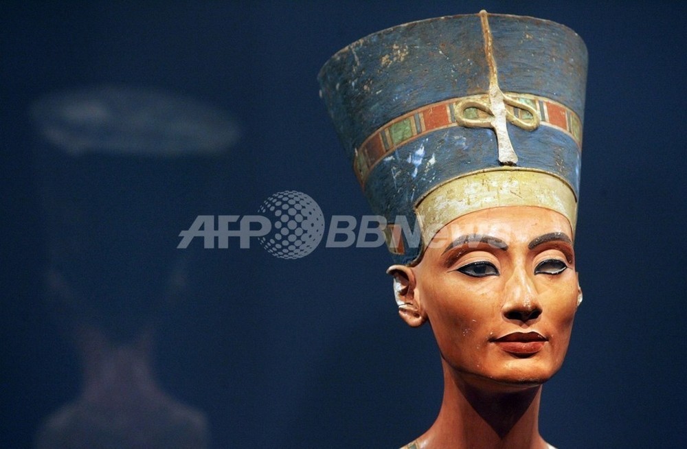 ルーブル美術館 古代エジプト 夫婦像 レプリカ - 置物
