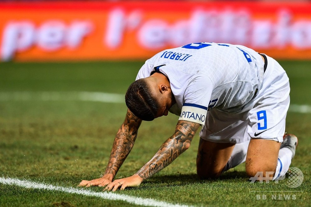 インテルがまさかの黒星発進、ローマはジェコの劇的弾で勝利 写真5枚