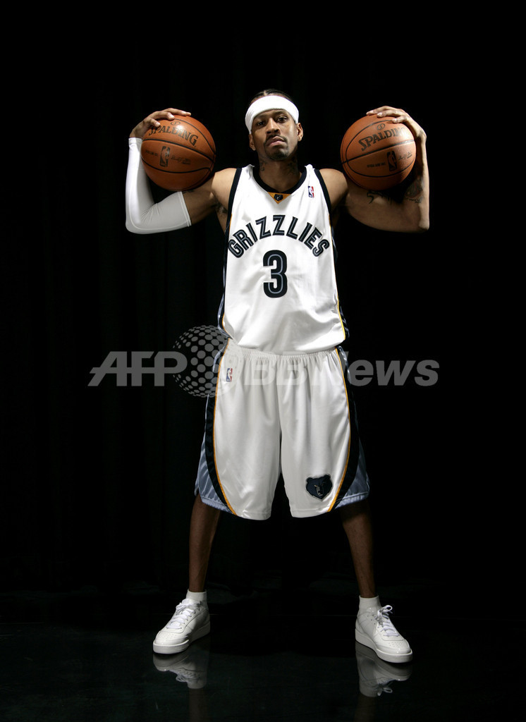 Memphis Grizzlies アレンアイバーソン　ユニフォーム 新天地グリズリーズで再生を誓うアイバーソン 写真19枚 ファッション