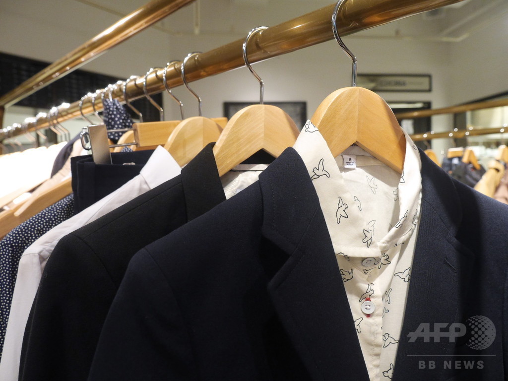 イネス来日、「ユニクロとのコラボは自由な組み合わせで楽しんで」