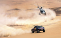 ダカールラリー2013（Dakar Rally 2013）は7日、第3ステージが行われ、四輪部門でバギー（Buggy）のナセル・アルアティア（Nasser Al-Attiyah、カタール）がステージ優勝を飾った。

レースに臨むバギーのナセル・アルアティア（2013年1月7日撮影）。(c)AFP/FRANCK FIFE