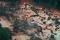 ブラジル北部ロライマ州の違法採鉱現場。グリーンピース・ブラジル提供（2020年5月12日提供）。(c) Chico BATATA / GREENPEACE / AFP