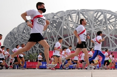 北京五輪出場選手らが大挙来日、各地で調整