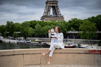 全仏Vシフィオンテク、パリ市内で記念撮影