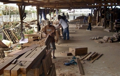 インドネシア、スマトラ沖でM7.5の地震、3人死亡