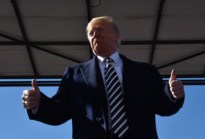 トランプ氏、サウジへの武器売却中止に反対 雇用への影響指摘