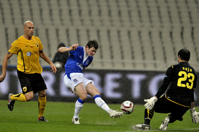 エバートン、ベンフィカらが決勝トーナメントへ、ラツィオは敗退