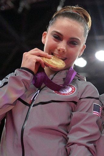 ロンドン金の元米体操選手、チームドクターからの性的被害告白