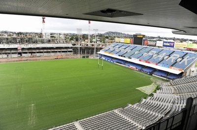 オールブラックスゆかりのゴールポスト競売へ、地震被災者のため