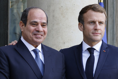 エジプト、仏軍提供の装備で「民間人殺害」か 調査報道