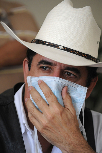 セラヤ大統領「毒ガス散布された」と赤十字に支援要請