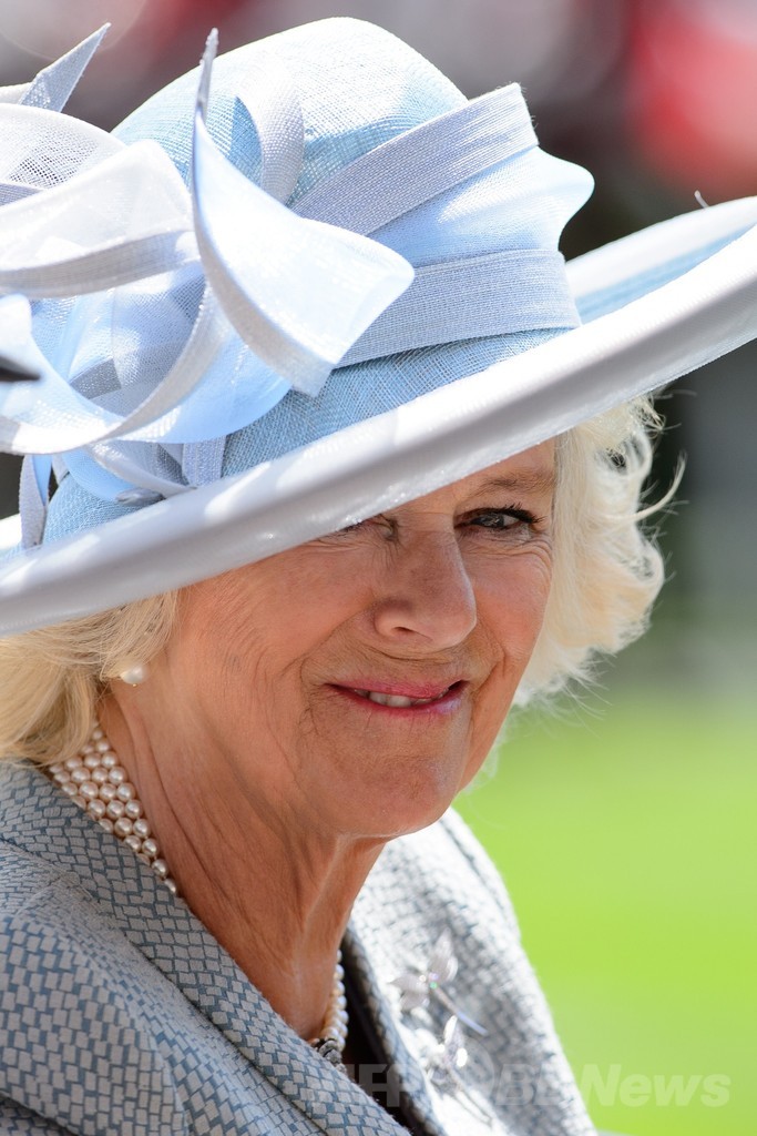 華やかな帽子がいっぱい、英国伝統レース｢ロイヤルアスコット｣