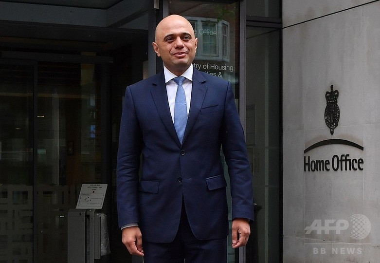 辞任した英内相の後任にサジド・ジャビド氏、首相官邸が発表 辞任した英内相の後任にサジド・ジャビド氏、首相官邸が発表