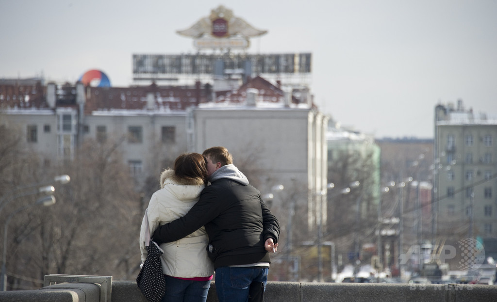 求愛費 6 5万円返して ロシア人男性 破局後に元恋人を提訴 写真1枚 国際ニュース Afpbb News