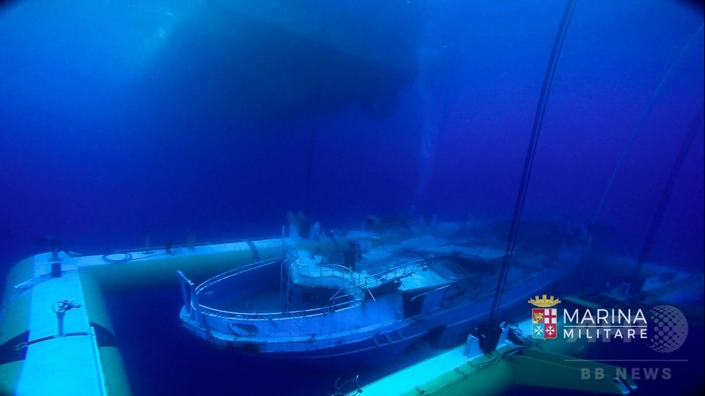 「まるでアウシュビッツ行き列車」 沈没移民船から700人の遺体収容 証言 「まるでアウシュビッツ行き列車」 沈没移民船から700人の遺体収容 証言