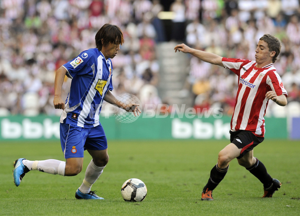 未使用! レア Espanyol 中村俊輔 7 Mサイズ バルセロナ 中村俊輔がスペインデビュー エスパニョールは黒星スタート 写真