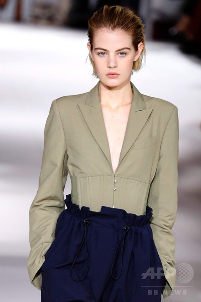 「ステラ マッカートニー」17年春夏