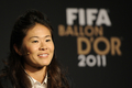 2011年の国際サッカー連盟（FIFA）表彰が9日、スイスのチューリヒ（Zurich）で開催され、日本代表の澤穂希（Homare Sawa）が世界年間最優秀女子選手「女子FIFAバロンドール（FIFA Ballon d&apos;Or）」に選出された。

また、日本女子代表の佐々木則夫（Norio Sasaki）監督が女子チームのFIFA世界年間最優秀監督（FIFA Women&apos;s Coach of the Year）に選出され、日本サッカー協会（Japan Football Association、JFA）はフェアプレー賞（FIFA Fair Play Award）を受賞した。

表彰式に先立って行われた会見に臨む澤穂希（2012年1月9日撮影）。(c)AFP/FABRICE COFFRINI

&lt;a href=&quot;http://www.afpbb.com/article/sports/soccer/soccer-others/2842244/8123454&quot;&gt;&lt;b&gt;【写真特集】なでしこジャパンの大黒柱・澤穂希&lt;/b&gt;&lt;/a&gt;