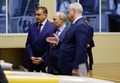 ロシア・トゥーラにあるKBP器械設計局傘下の機械工場を視察するウラジーミル・プーチン大統領（2022年12月23日撮影）。(c)SPUTNIK / AFP