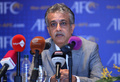 マレーシアのクアラルンプール（Kuala Lumpur）で開催されたアジア・サッカー連盟（Asian Football Confederation）の臨時総会の後、記者会見に臨むサルマン・アル・ハリファ（Salman bin Ebrahim Al Khalifa）氏（2013年5月2日撮影）。(c)AFP/KAMARUL AKHIR